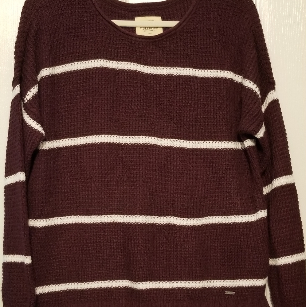 GUC Hollister Sweater in Burgandy size Medium